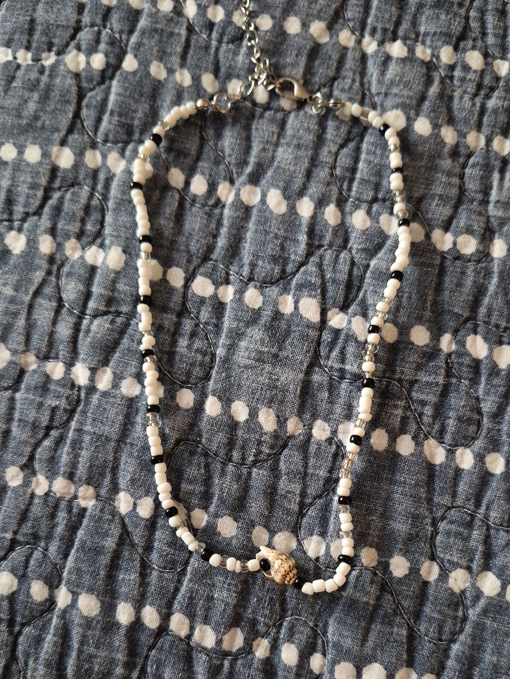 Seed Bead Shell Accent Necklace - White & Black